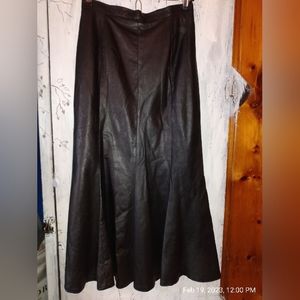 Black leather skirt size 8